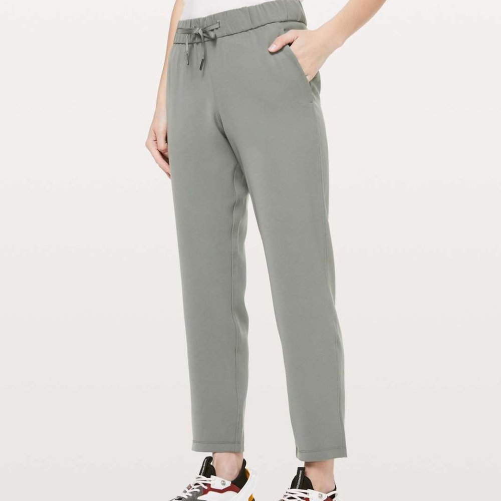 Lululemon - On the Fly Wide-Leg 7/8 Pant W…